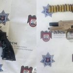 Detiene Policía Municipal a dos sujetos armados