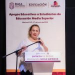 Encabeza Gobernadora Marina del Pilar primera entrega de becas para jóvenes de educación media superior