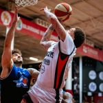 En una Arena Zonkeys a reventar, se efectúa el Juego 5 de la Serie Final