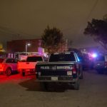 Hombre asesinado a bordo de su vehículo pick up