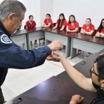 FGE realiza actividad académica en el campo de tiro virtual con estudiantes de Criminología y Derecho