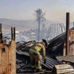 Fuerte incendio consume cuatro viviendas en la colonia Terrazas del Valle