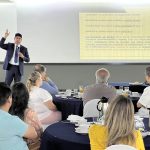Alertan sobre criterios legales en devoluciones de IVA y revisiones del SAT