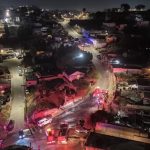 Incendio consume tercer piso de una casa en Pedregal de Santa Julia