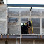 Muere trabajador de construcción tras caer de edificación