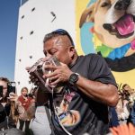 Despiden con amor a “Chicles”, el perrito corredor de Tijuana