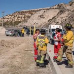 Joven vuelca su vehículo sobre la carretera libre Tijuana–Rosarito