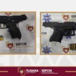 Detiene Policía Municipal de Tijuana a dos hombres en posesión de armas de fuego