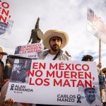 Marcha nacional reúne a cientos en Tijuana para exigir justicia y paz