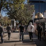 Vientos provocan apagones en la Col. El Valle por caída de cables