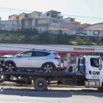 Conductora pierde el control y se impacta contra camellón central en bulevar Josefa Ortiz de Domínguez