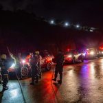 Corriente arrastra a un padre y su hija