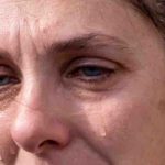 Madre francesa denuncia violencia vicaria; juzgado otorga custodia provisional al padre en menos de 24 horas