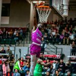 Zonkeys lucha con el corazón ante Pioneros en la Arena Zonkeys