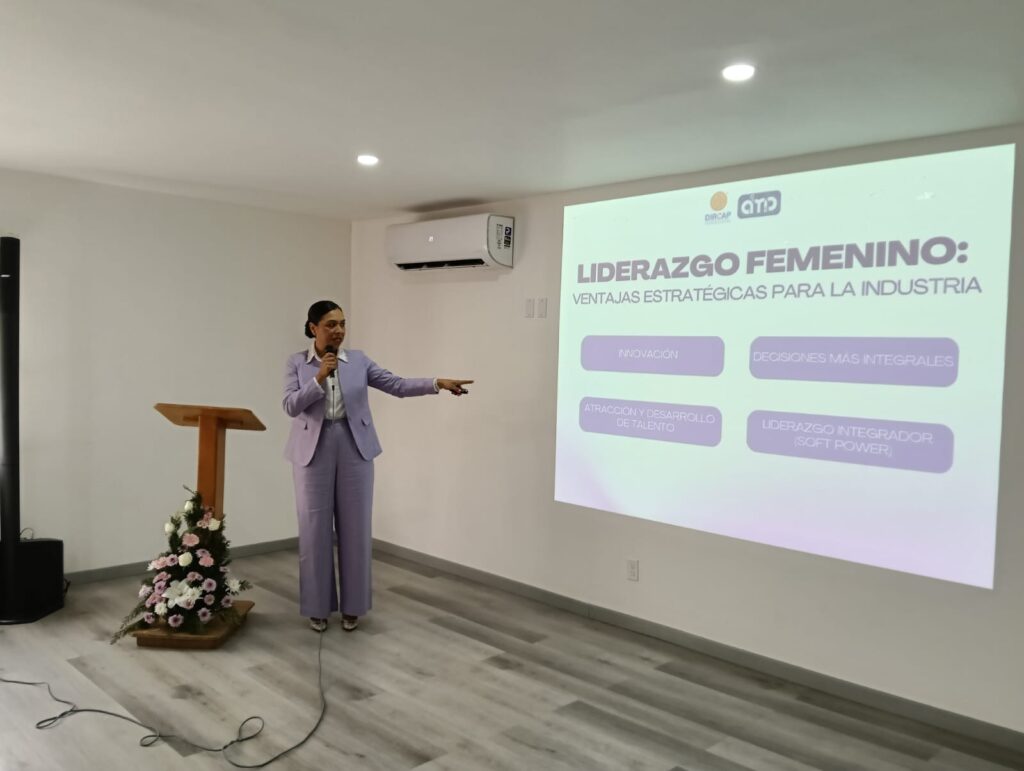 Refuerzan papel de la mujer en la competitividad industrial